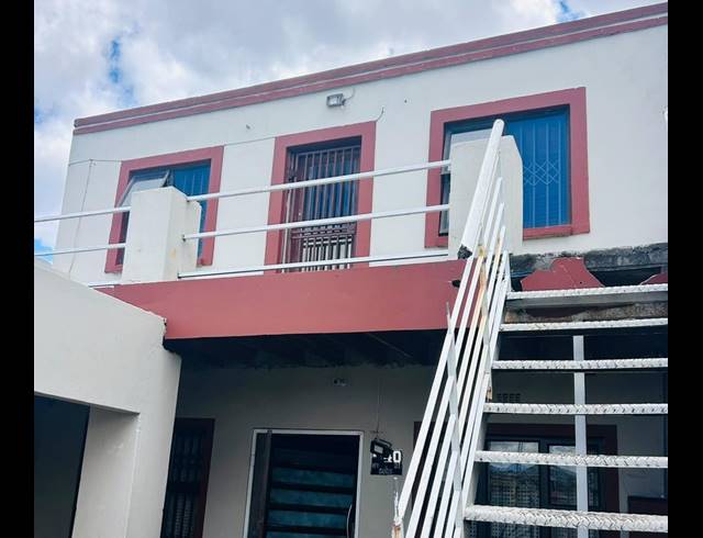 4 BEDROOM FREEHOLD FOR SALE IN GUGULETU